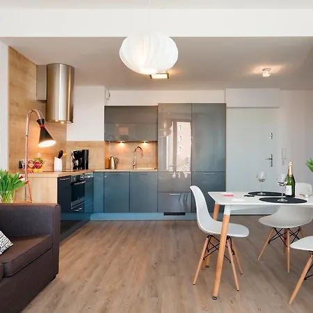 Jantar Design Latarnia Morska *
