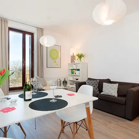 Апартаменти Jantar Design Latarnia Morska